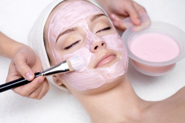 טיפול פנים אחרי הזרקה